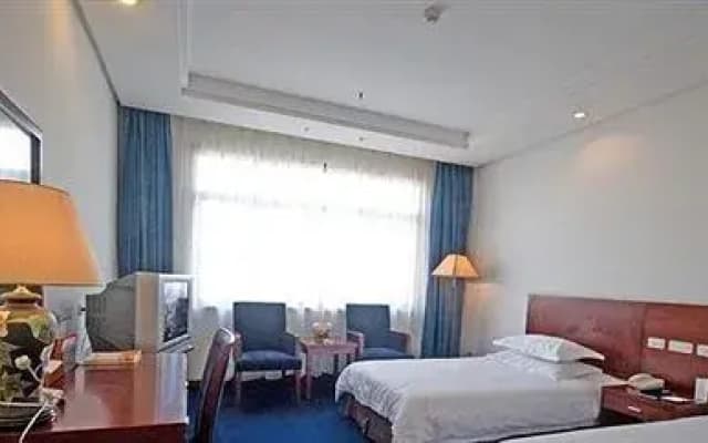 Qingyang Xifeng Hotel