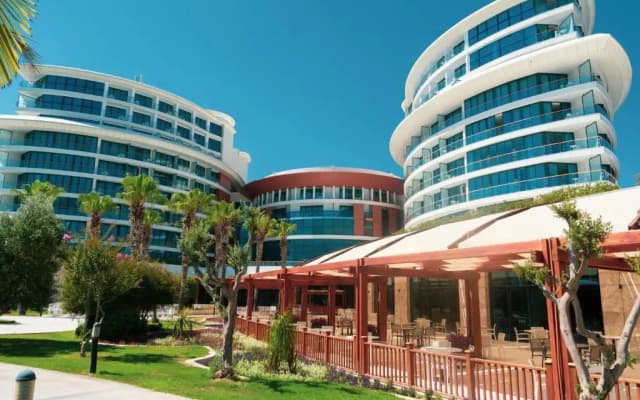Baia Lara Hotel