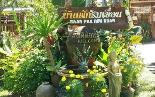 Baan Pak Rim Kuen Resort