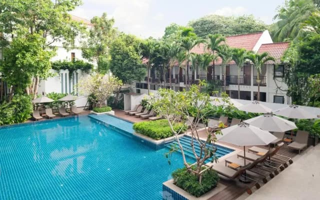 Woodlands Suites Serviced Residences