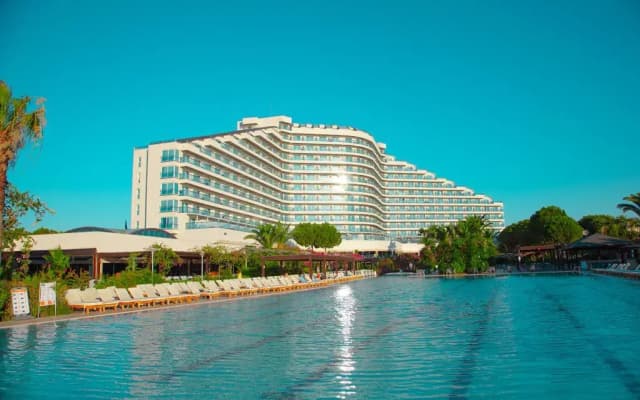 Venosa Beach Resort & Spa
