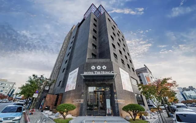 Hong C Hotel