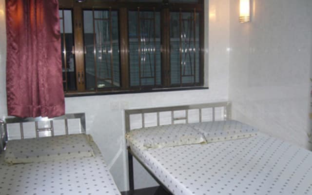 Golden Ocean Guest House