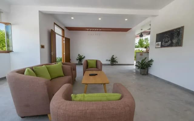 Отель Olive Goidhoo
