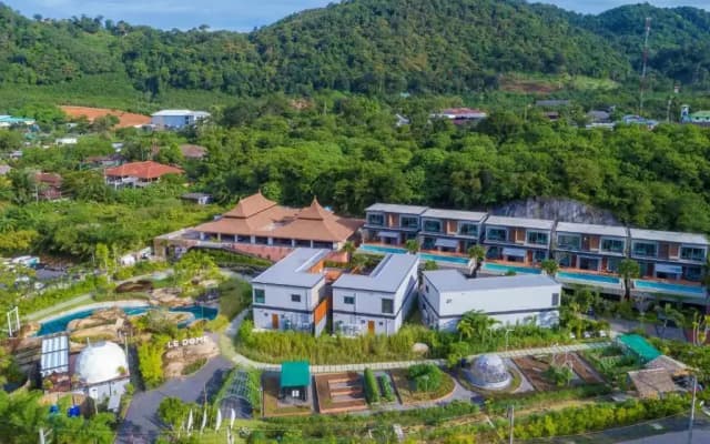 Le Resort and Villas