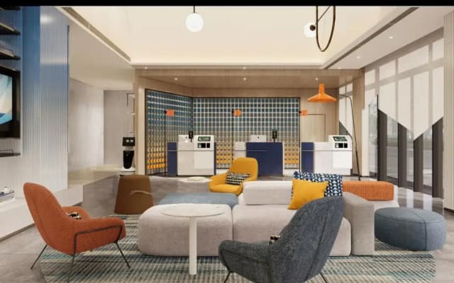 Holiday Inn Express Qingdao Hongdao Station