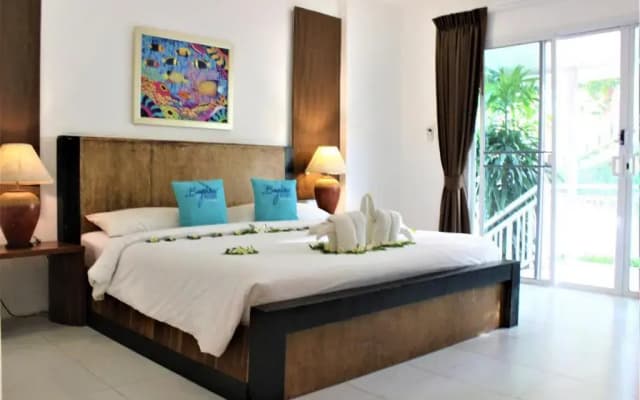 Phi Phi Bayview & Premier Resort