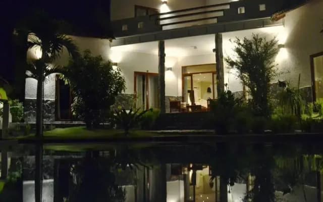 Mui Ne Hills Budget