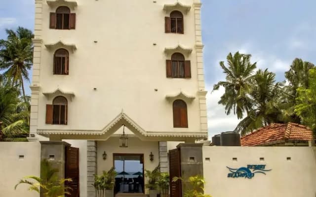 Sea World Boutique Hotel