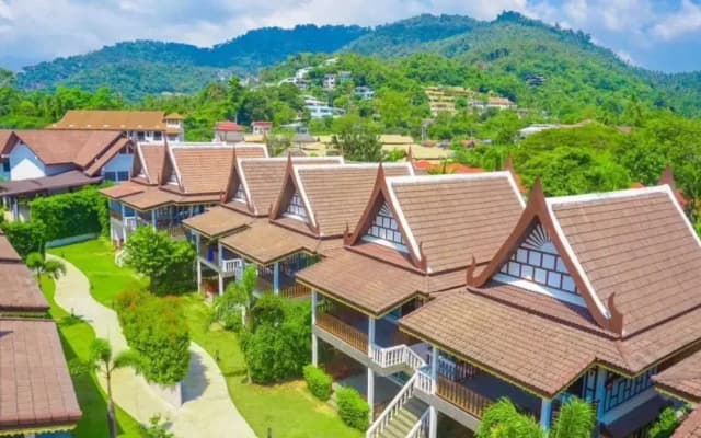 Отель Aura Samui Best Beach Hotel