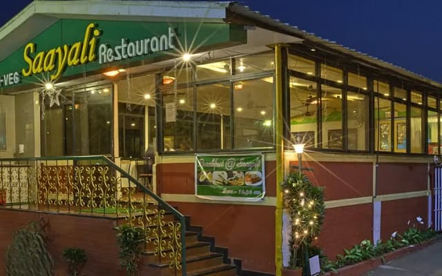 Shreyas Hotel