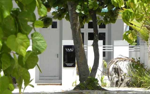 Гостевой дом Vaali Maldives Island Escapes & Dive