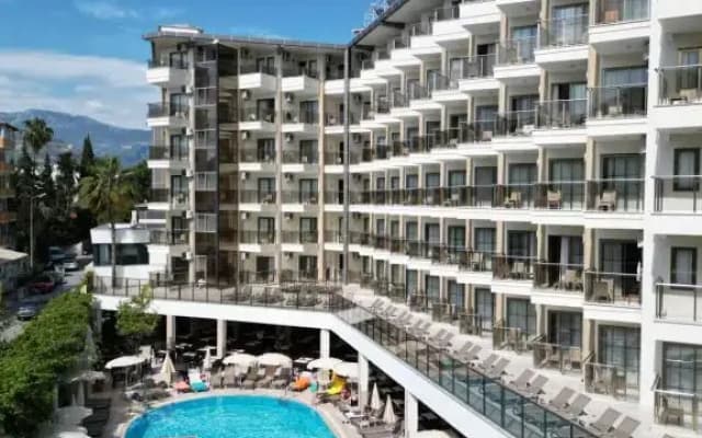 Отель Monte Carlo - All Inclusive