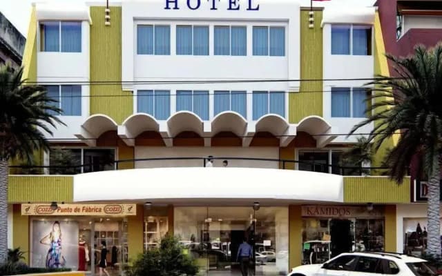 Hotel Prado 72