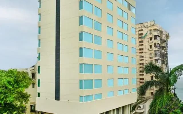 Fariyas Hotel