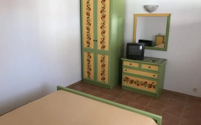 U Treh Roz Guest House