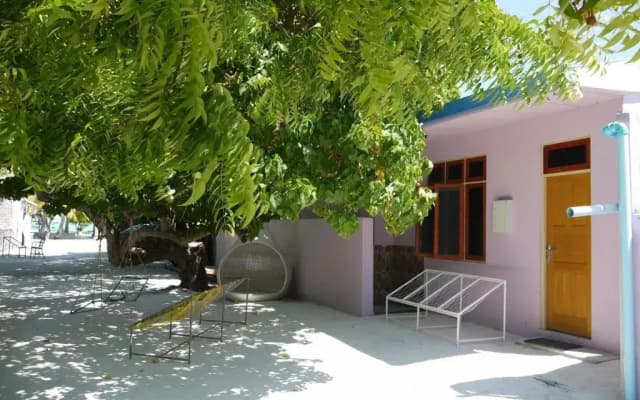 Отель Jail Break Surf Inn
