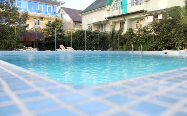 Lazur Guest House