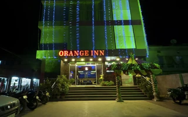 Orange Inn