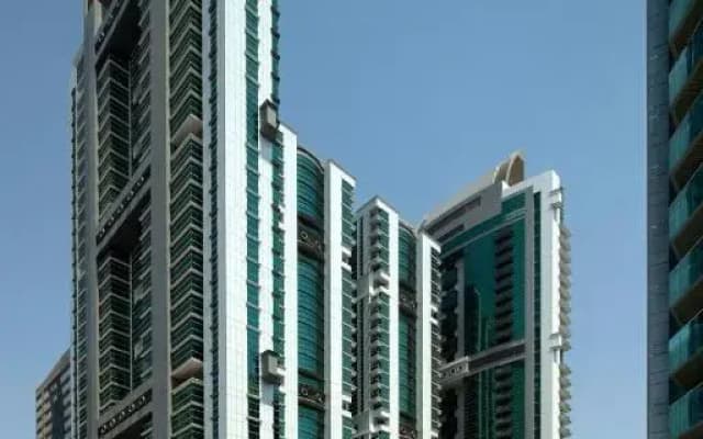 Отель Four Points by Sheraton Sharjah