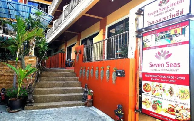 Seven Seas Hotel