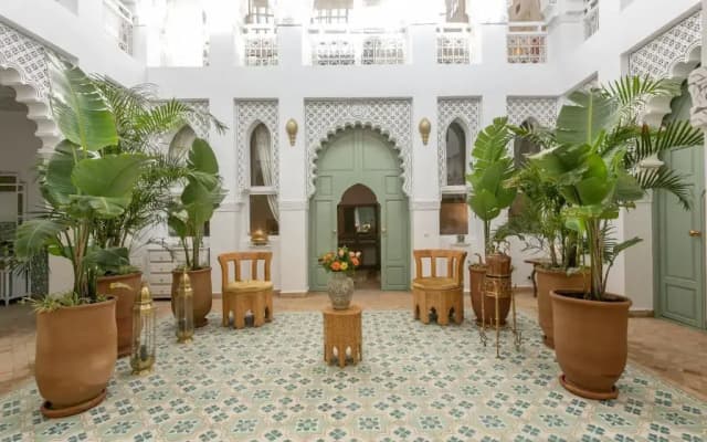 Отель Riad Zeitoun Palace