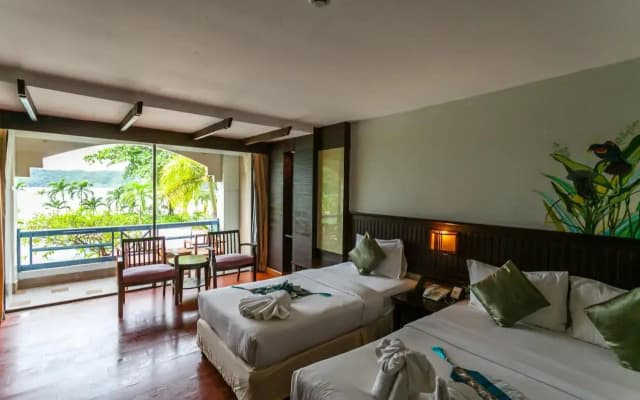 Phi Phi Island Cabana Hotel