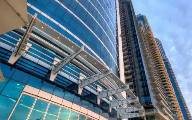 Tamani Marina Hotel and Hotel Apartments