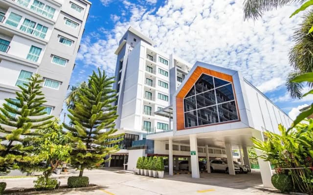 Phavina Hotel & Grand Boutique Rayong