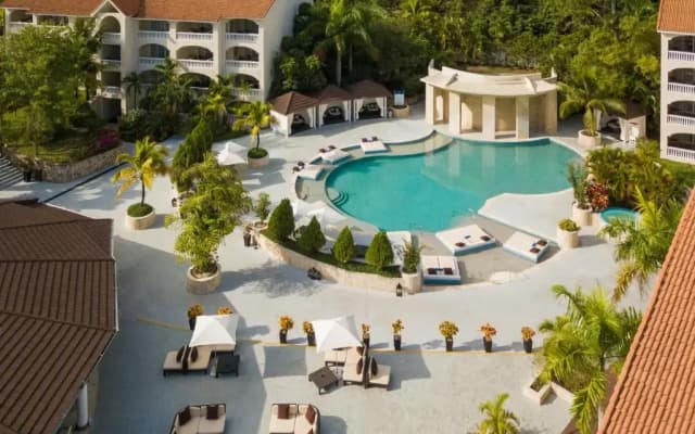 Presidential Suites by Lifestyles