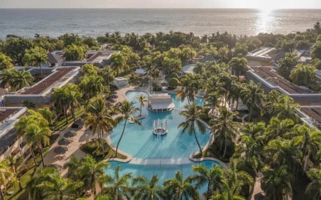 Iberostar Waves Costa Dorada - All Inclusive