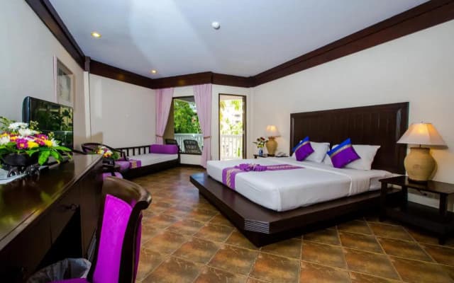Kata Poolside Resort