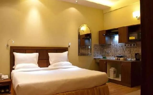 UDS Villa - Next to VFS, Walking to Connaught Place