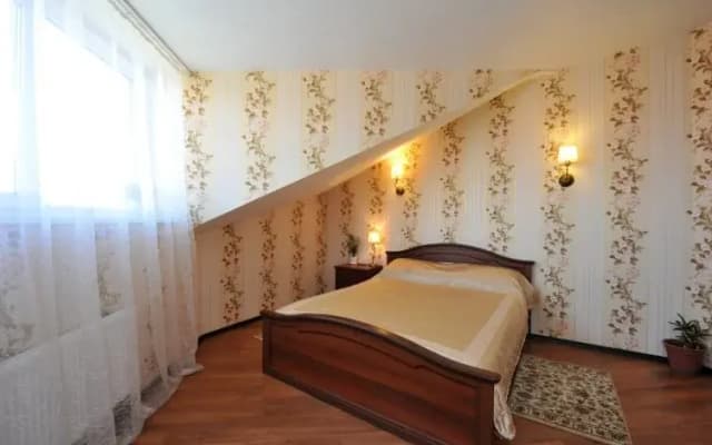 Business Hotel