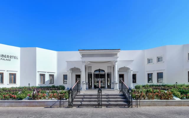 JAZ Elite Palace – Adults Friendly 16 Years Plus
