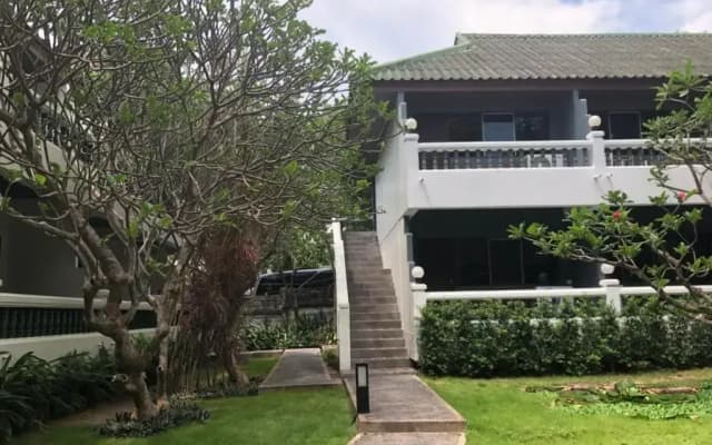 Let's Hyde Pattaya Resort & Villas