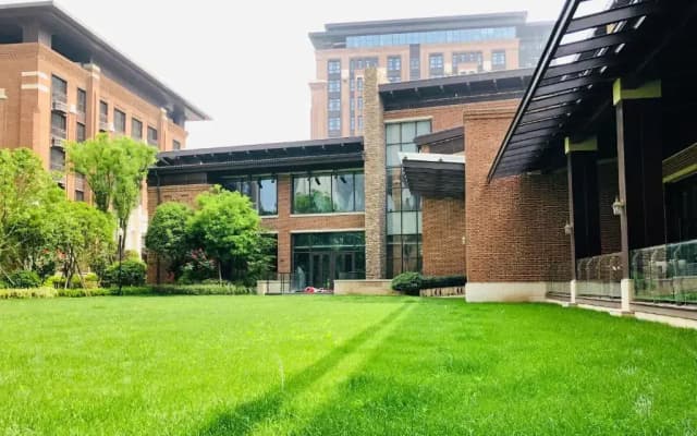 Swissotel Hot Spring Hotel Xi'an Xinxing