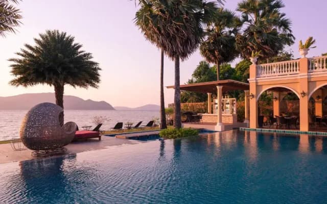 Отель Fisherman Way Beach Villa