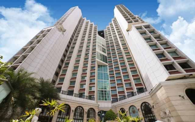 Hotel The Royal Plaza