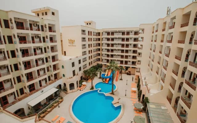Отель Empire Aqua Park