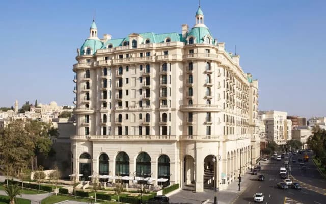 Отель Four Seasons Hotel Baku