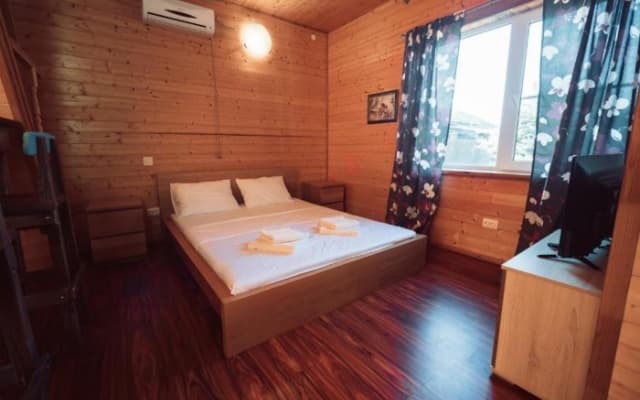 Lesnoe Shale Guest house