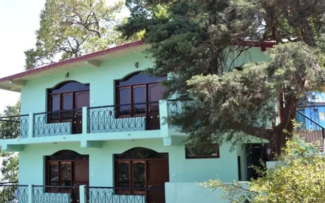 OYO 12691 Hotel Green Leaf