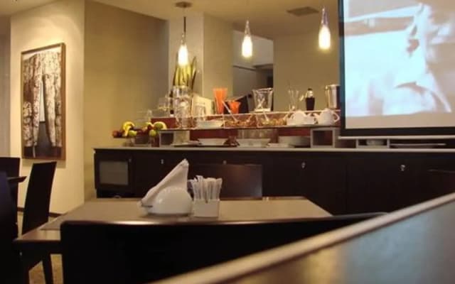 Zoom Apart Hotel