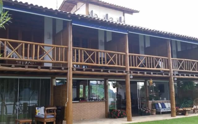 Gidu House