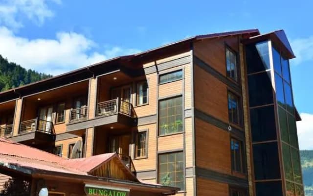 Inanlar Deluxe Hotel & Bungalow